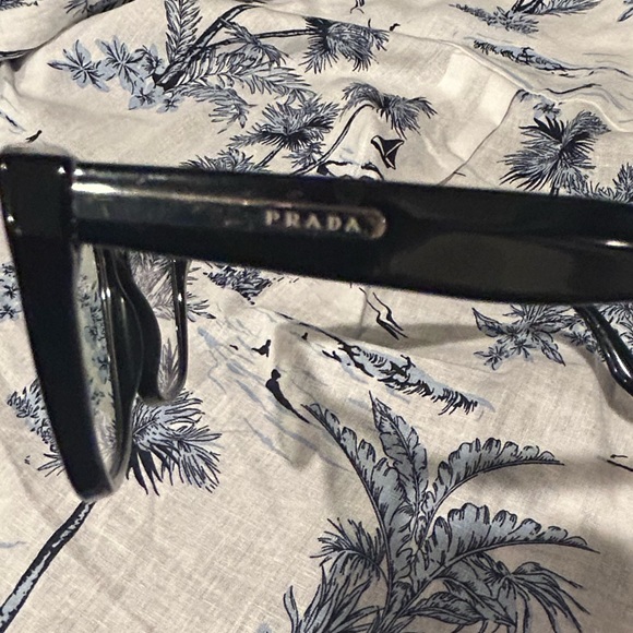 Prada glasses - Picture 7 of 8